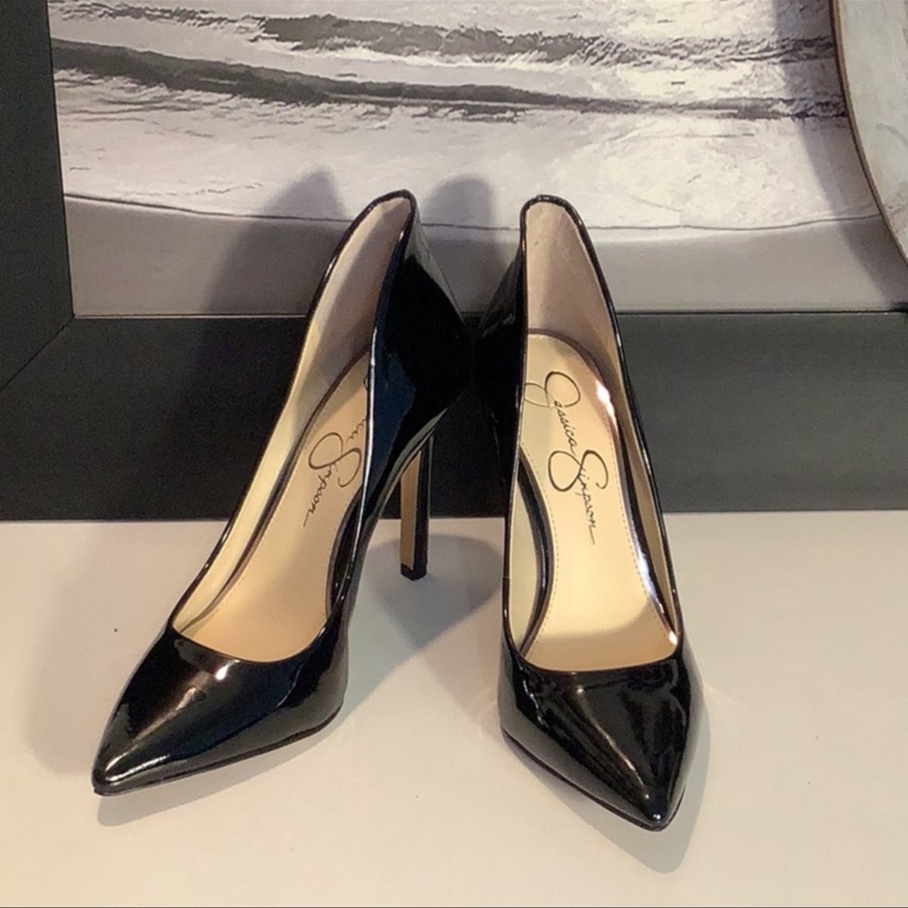 Jessica Simpson black heels